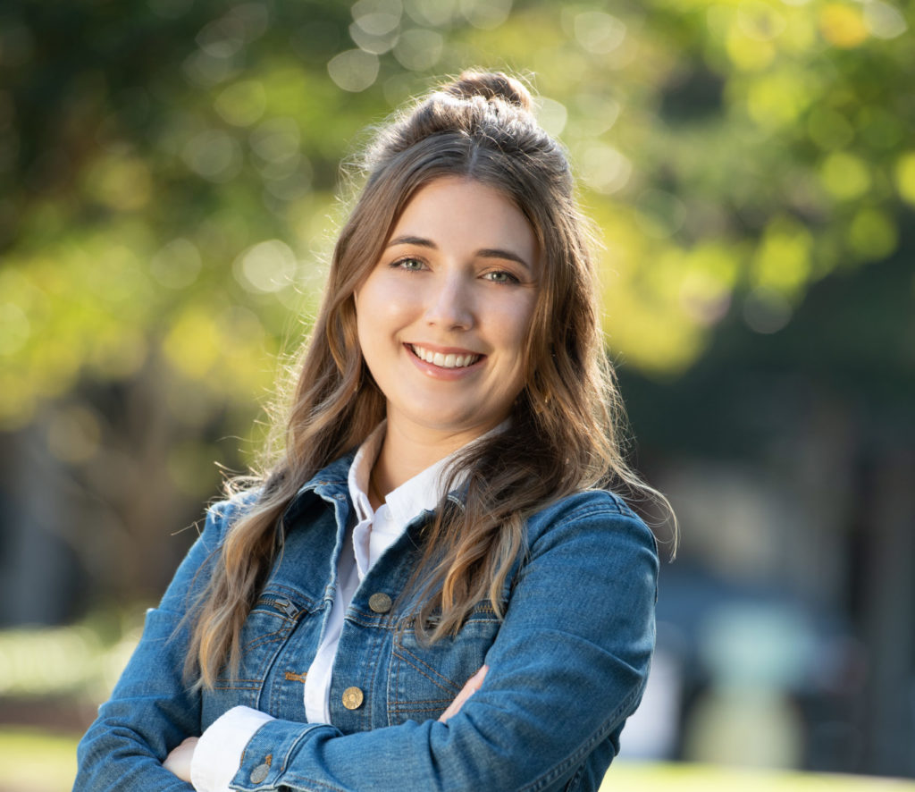 Professional Headshot of Elizabeth Brill